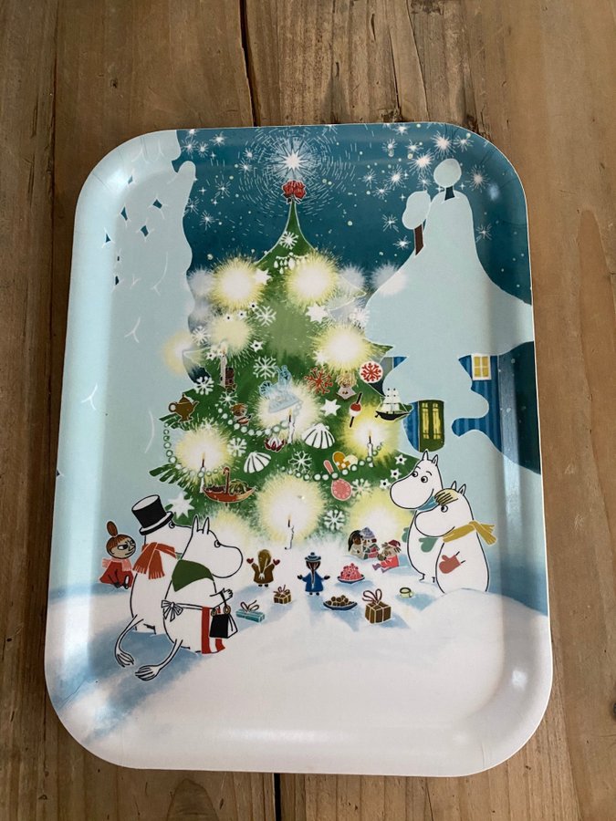 Se produkter som liknar Mumin bricka jul på Tradera (506029437)