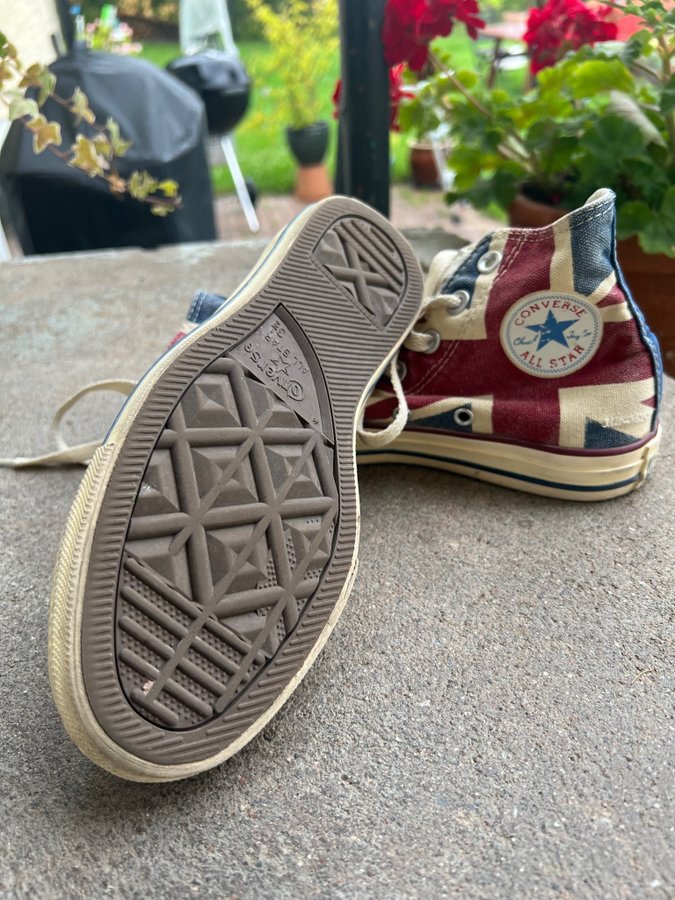 Se produkter som liknar Converse str 36 p Tradera 609298734