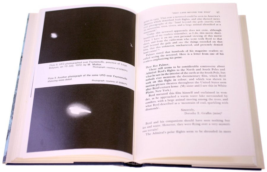 Secret of the Ages: UFO's from Inside the Earth.. | Köp på