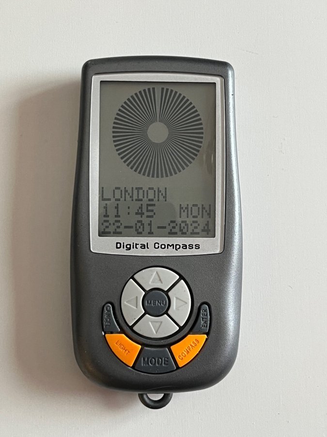 Digital compass