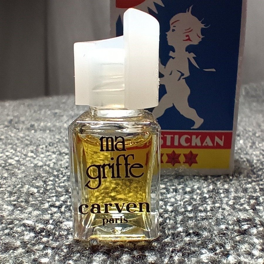 Se produkter som liknar Vintage Miniatyrparfym Ma på Tradera