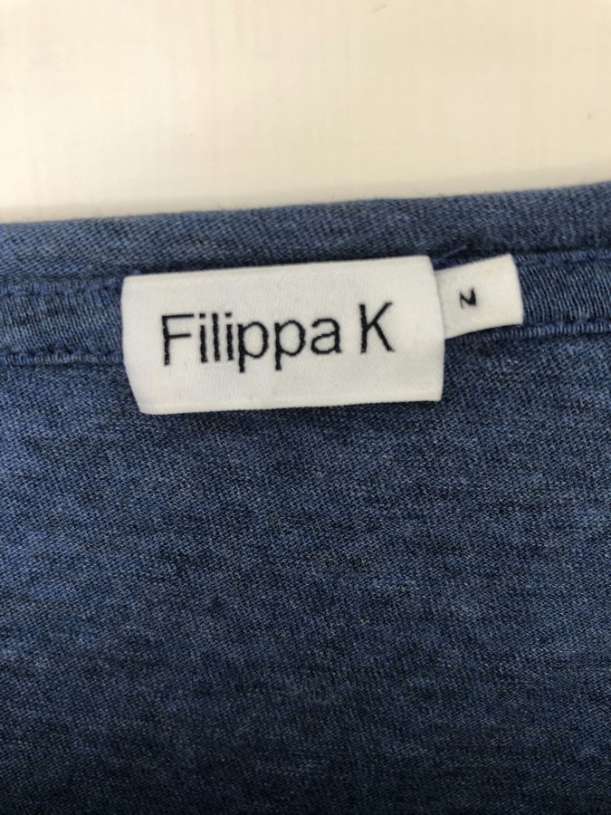 Se produkter som liknar Filippa K t shirt pa Tradera 636084065