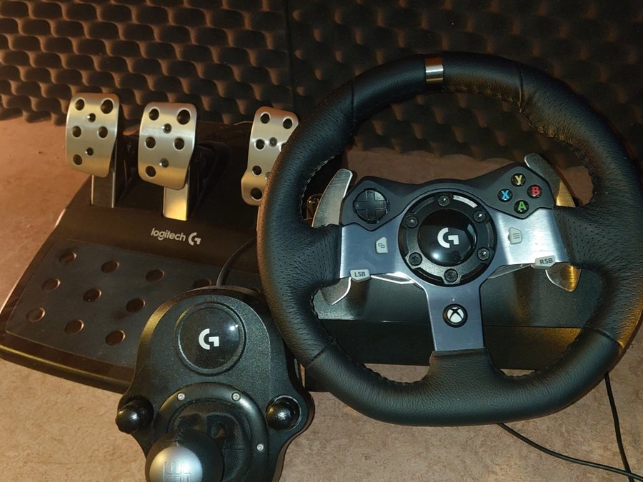 Logitech G920 inkl. växelspak | Köp på Tradera (585612777)