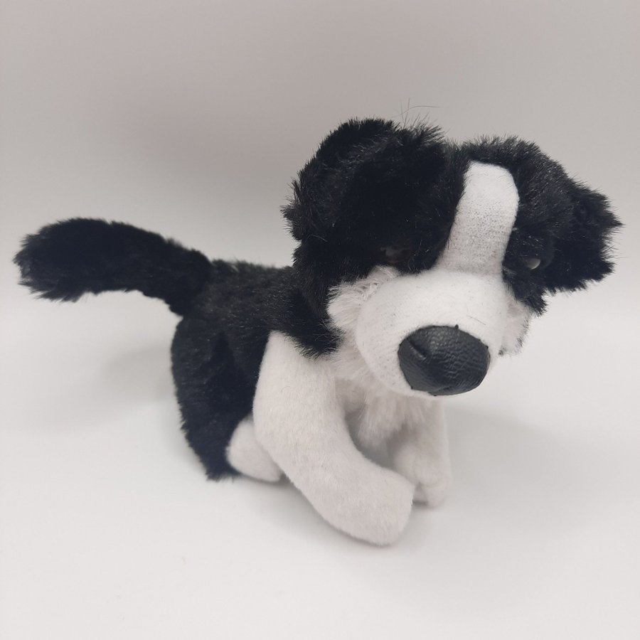 Se produkter som liknar 2009 McDonalds Happy Meal på Tradera