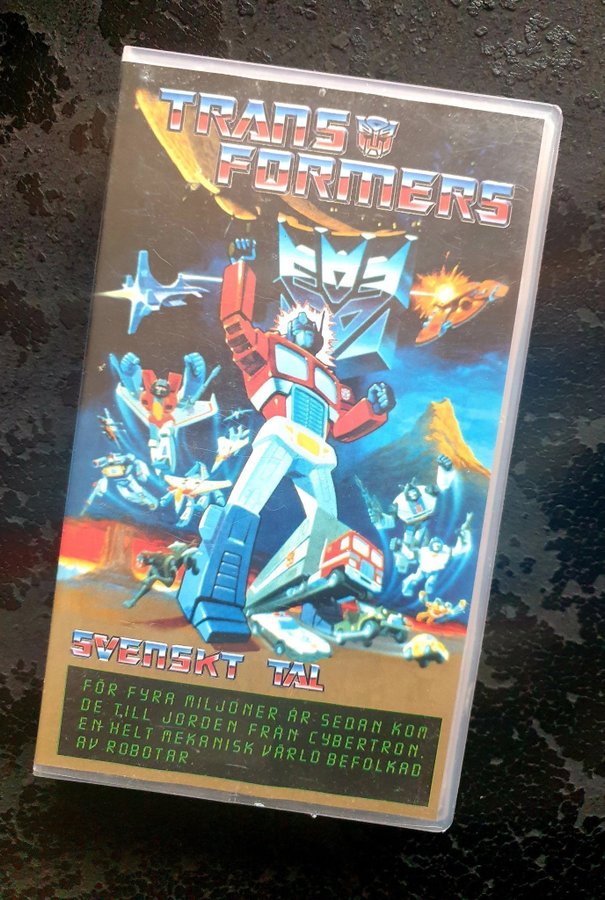 Se produkter som liknar TransformersVHS, 1995. Rött .. på Tradera