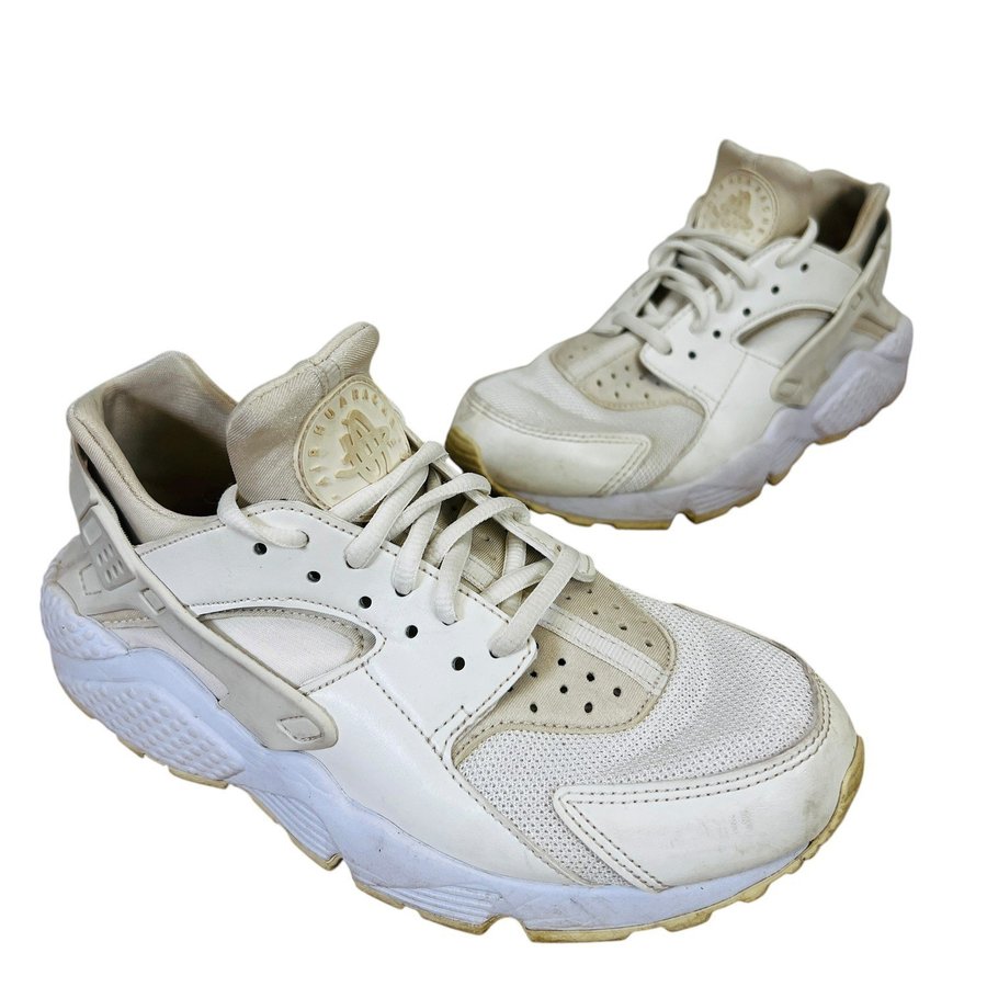 Se produkter som liknar Nike Air Huarache Skor Dam på Tradera