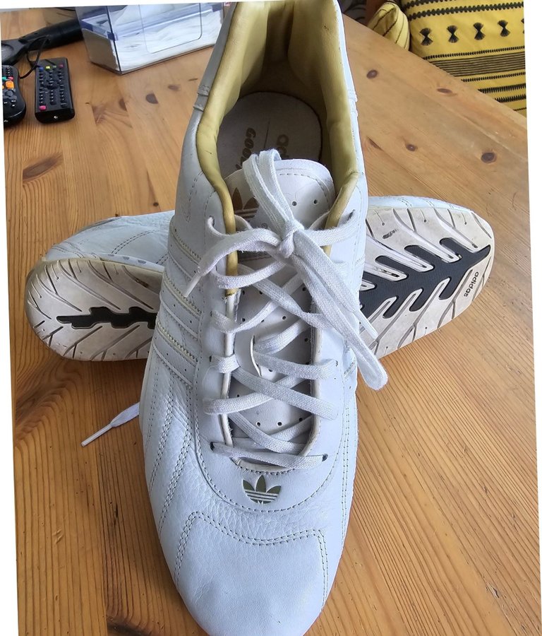 Se produkter som liknar Adidas goodyear Vita Storlek pa Tradera 641005701