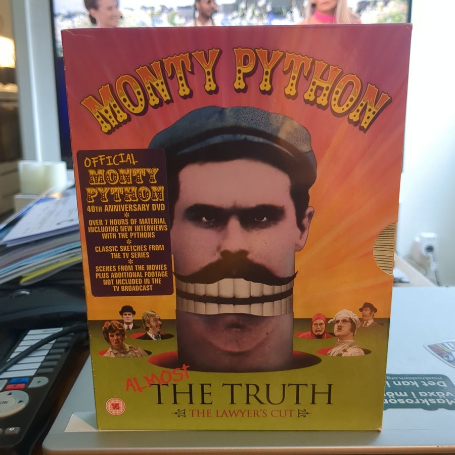 Monty Python: Almost the Truth (The Lawyer's Cu.. | Köp på Tradera