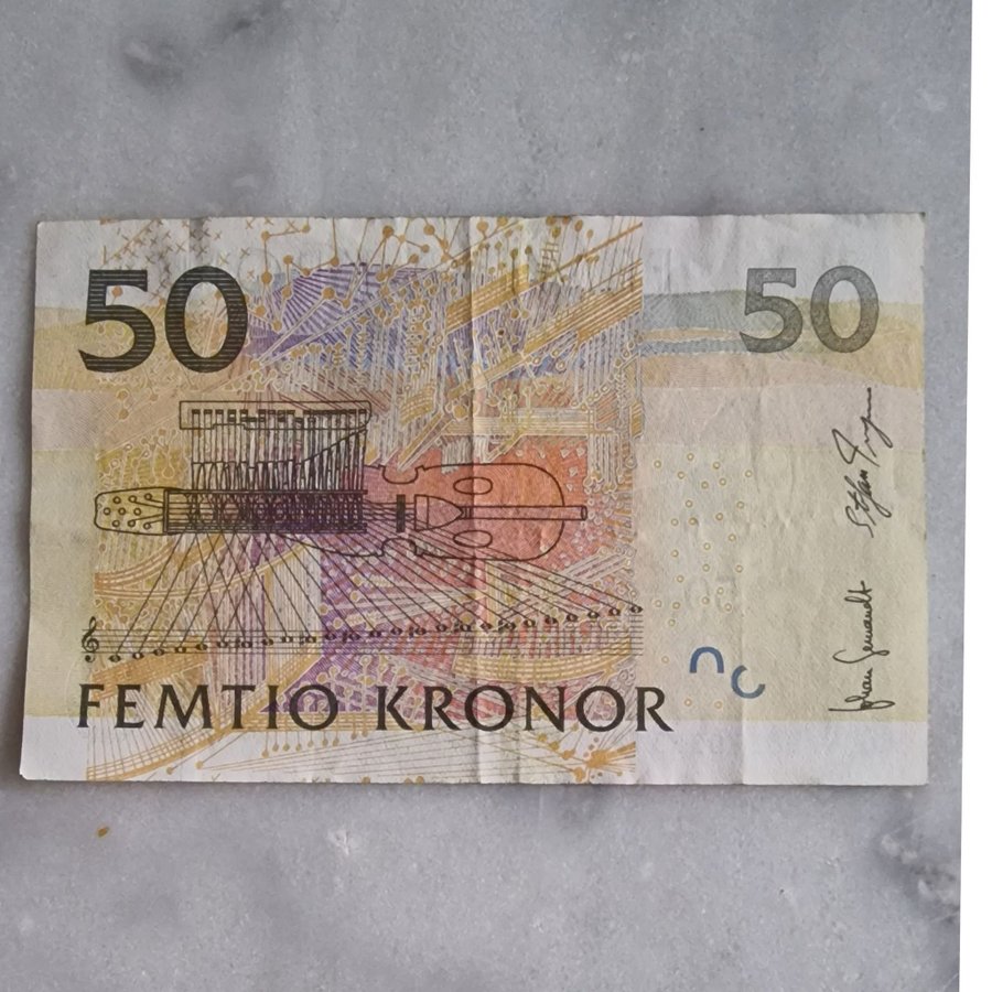 Se produkter som liknar FEMTIO KRONOR på Tradera (611205430)