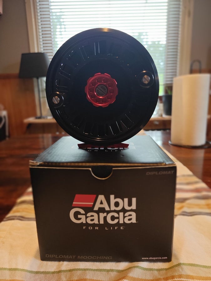 baitcaster rod and reels Ugly Stik Carbon Baitcast Combo Black Ops Abu Garcia best fishing reel The Royale Legend Pro Lure Rating:20 - 60 g