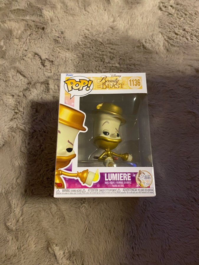 Se produkter som liknar Funko Pop! Disney Beauty and på Tradera