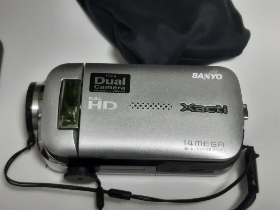 SANYO Xacti 14mega 12Xズーム SANYO Xacti 14mega 12Xズーム