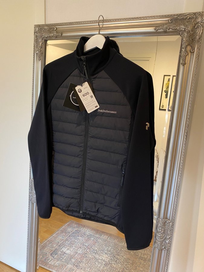 peak performance pyon hybrid jacket