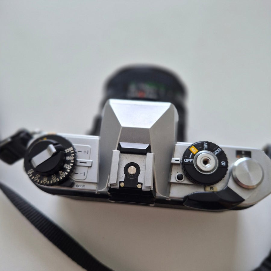Se produkter som liknar Fujica AX-1 analog systemkame.. på Tradera