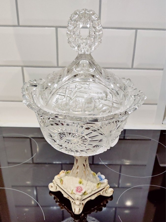 Se produkter som liknar Praktpjäs Cre'art Italy stor .. på Tradera