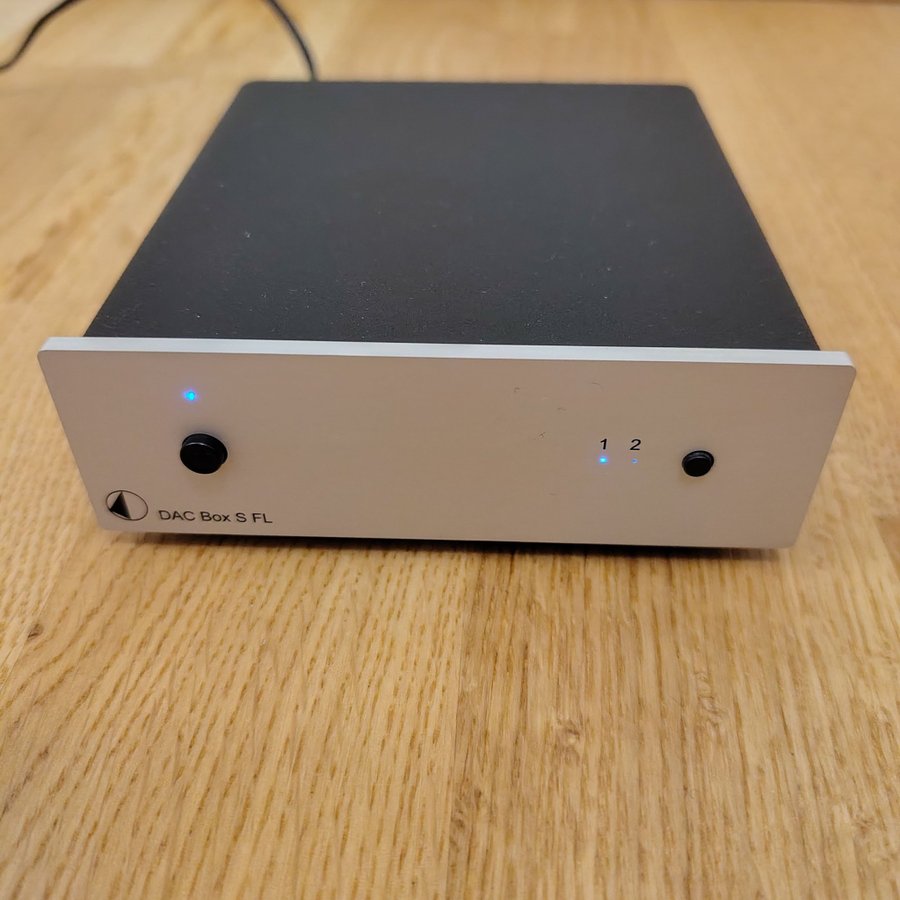 Pro-Ject DAC Box S FL | Köp på Tradera (706628855)