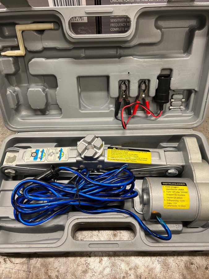 Elektrisk domkraft 12v | Köp på Tradera (564548552)
