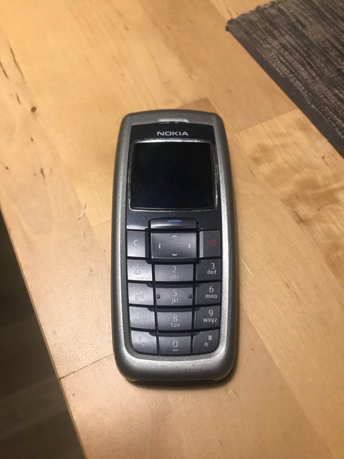 Se produkter som liknar Nokia 2600 på Tradera (588996280)