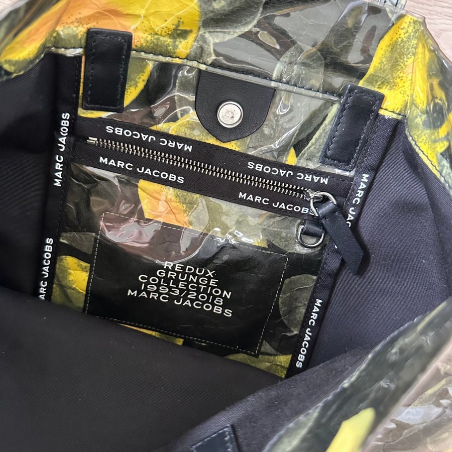 MARC JACOBS Redux Grunge fruit tote bag | Köp på Tradera (730271573)