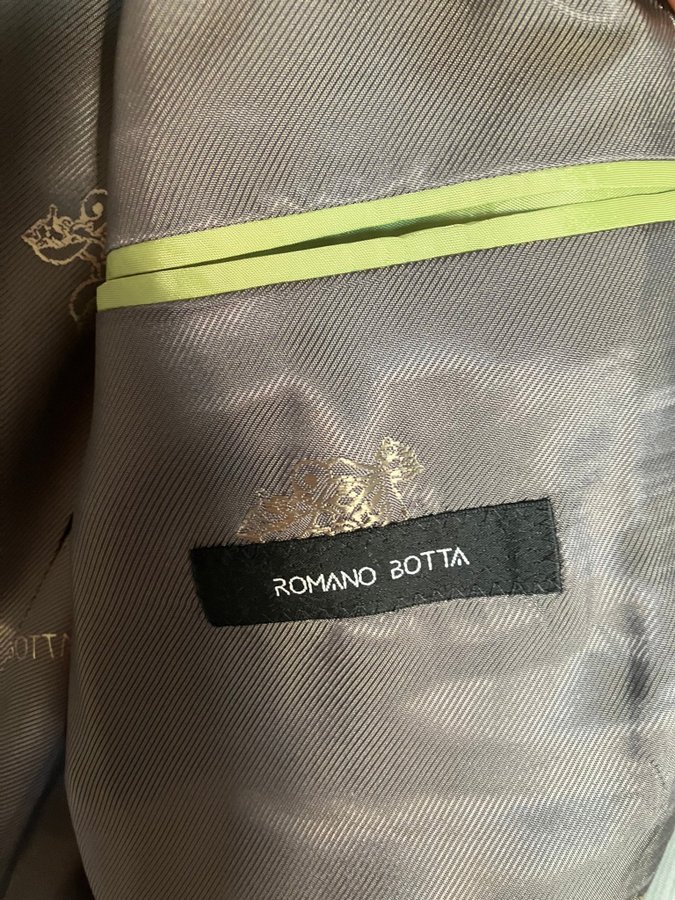 NEW Romano Botta silkblend suit jacket, Retail.. Köp på Tradera