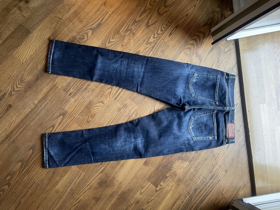 Dondup Mila-jeans Köp från MaiApp på Tradera (692896457)