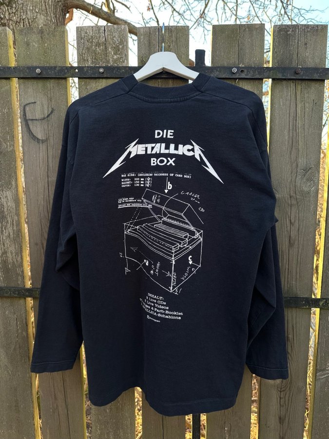 Se produkter som liknar Metallica t-shirt 1993 Live S.. på Tradera