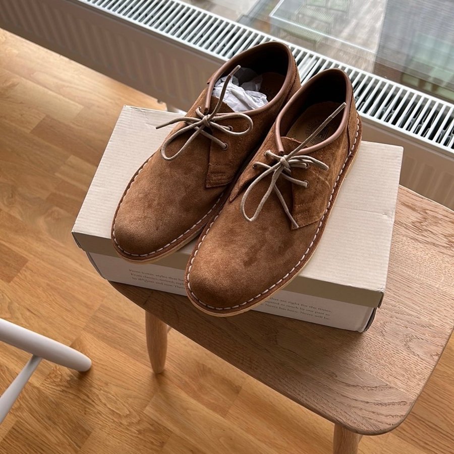 Se produkter som liknar Clarks Originals Jink Cola S. pa Tradera 644473038