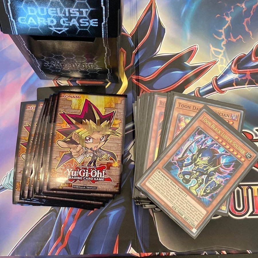 toon world card sleeves Toon World Deck Box