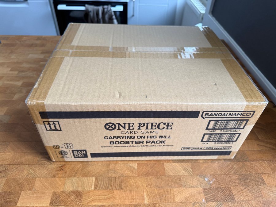 Se produkter som liknar One Piece Card Game OP-13 Car.. p Tradera  (716580830)