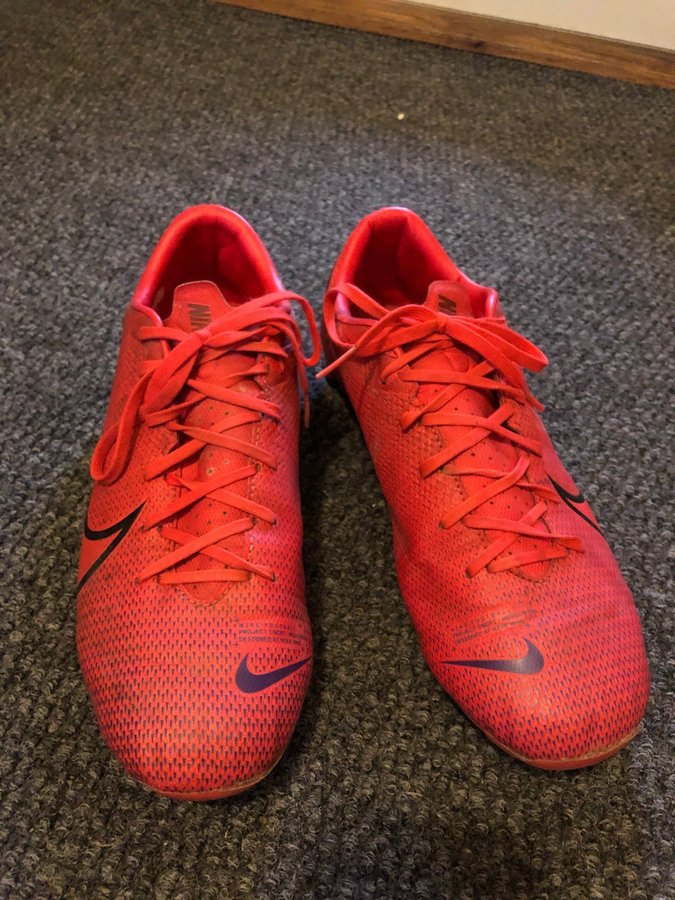 Fotbollsskor Nike Stl 40 5 462770950 Kop Pa Tradera