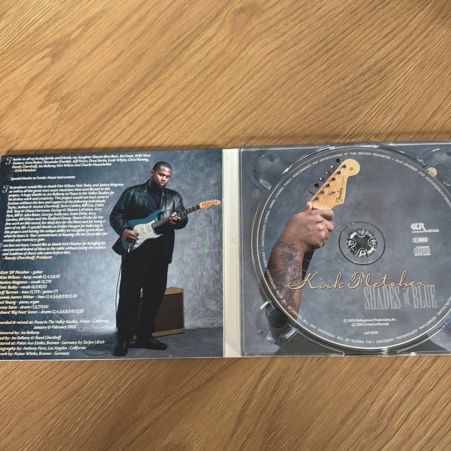 Se produkter som liknar Kirk Fletcher - Shades of Blu.. på Tradera