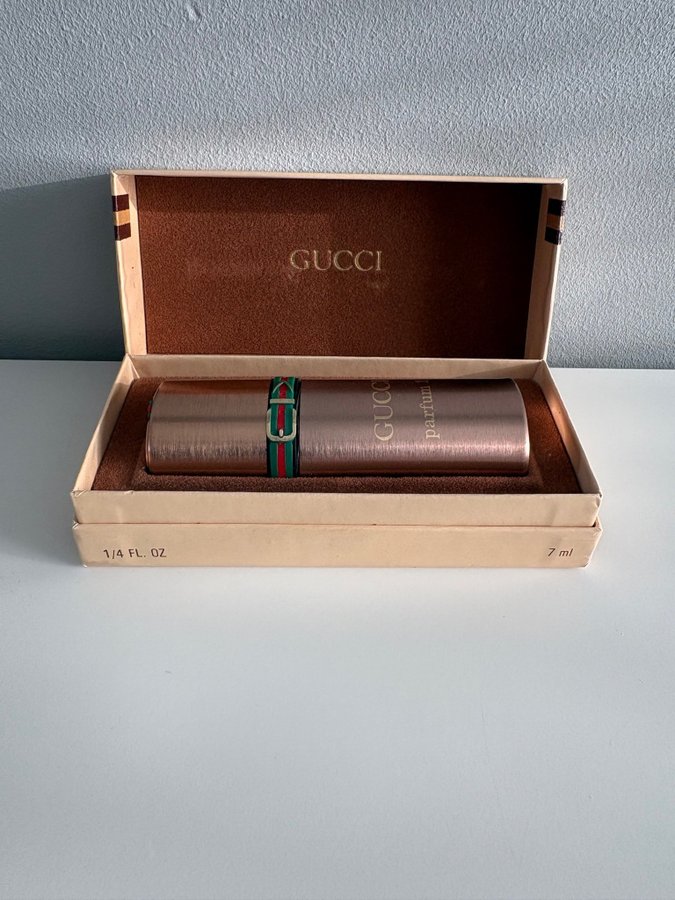 Gucci Parfum 1, Vintage 1974 Köp på Tradera (700310120) - Main Image