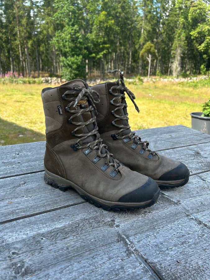 Se produkter som liknar Meindl Kängor på Tradera (684930835)