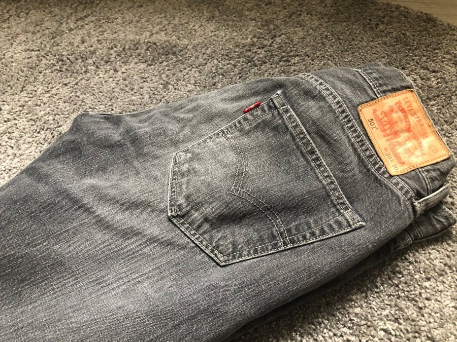 levi's 30