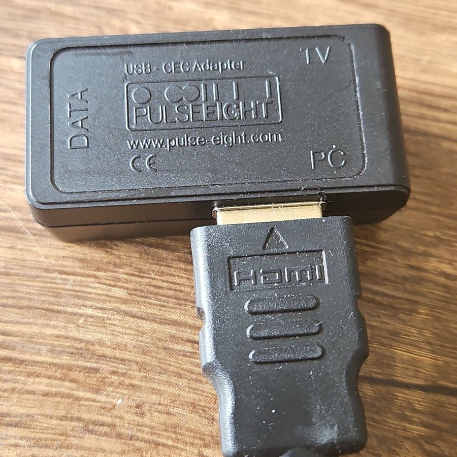 PULSE EIGHT USB - HDMI-CECアダプタ Pulse-Eight USB-CEC Adapter