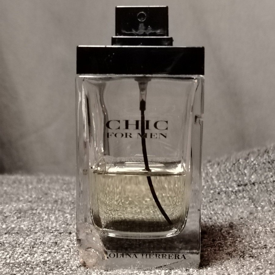 Vintage Carolina Herrera Chic Perfume Vintage (2015) Chic Carolina