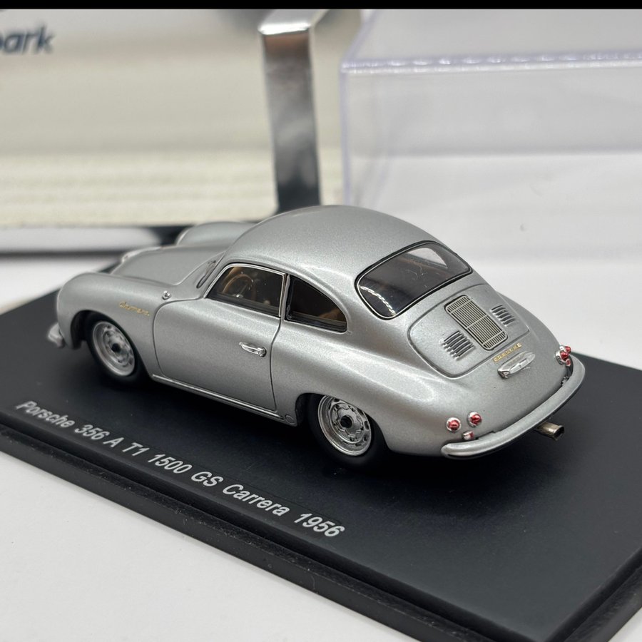 Se produkter som liknar Porsche 356 A T1 1500 GS Carr.. på Tradera