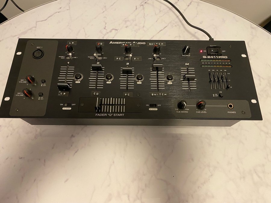 American Audio Q-2411 PRO Mixer | Köp på Tradera (724173626)