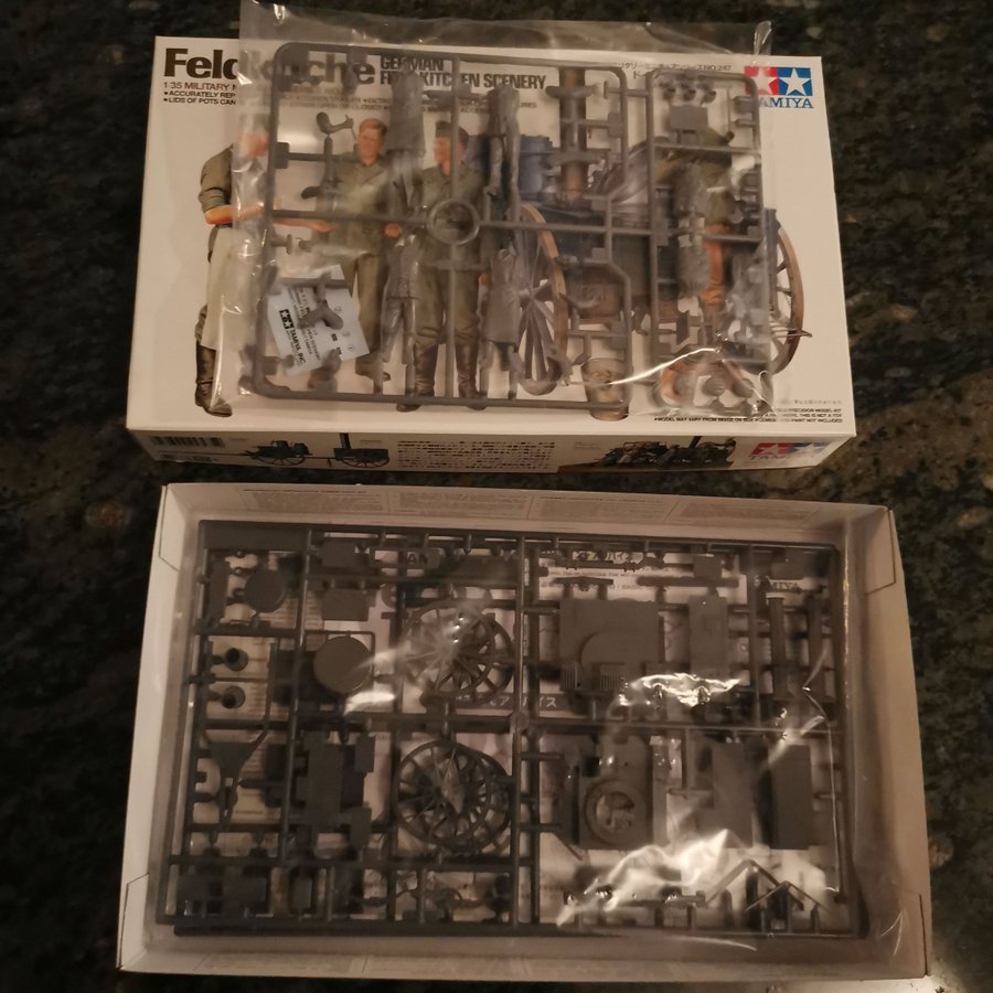 Se produkter som liknar Tamiya 35247 1/35 German Fiel.. på Tradera ...