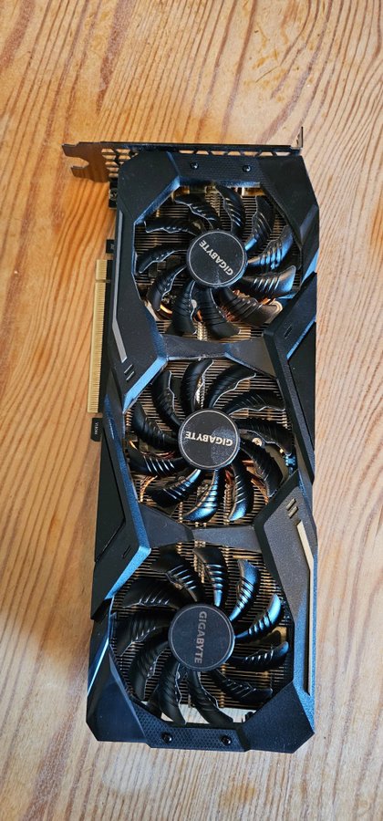 Se produkter som liknar Gigabyte GeForce RTX 2080 pa Tradera 652051985