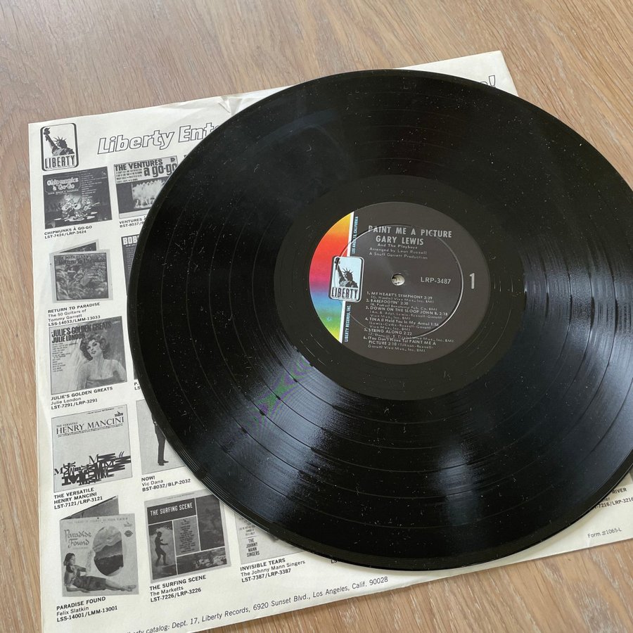 GARY LEWIS & THE PLAYBOYSPaint Me A Picture (L.. Köp på Tradera