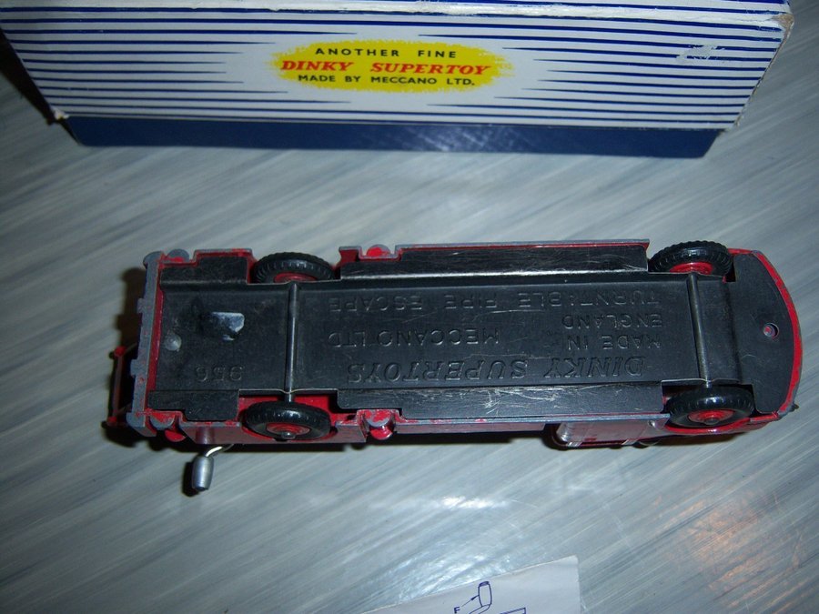 Dinky Toys Pompier À VENDRE! - FR