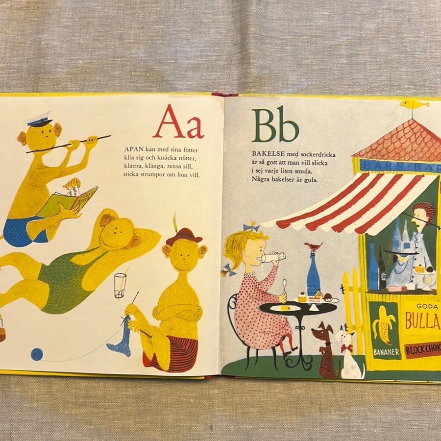 Se produkter som liknar ABC av Stig Lindberg och Brit.. på