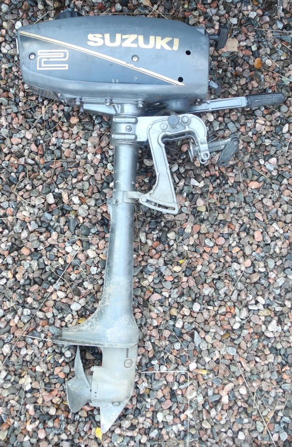Suzuki 2hk utombordare
