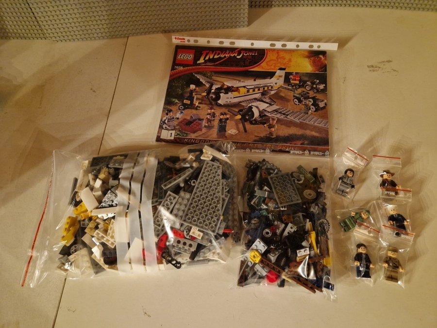 Lego indiana jones 7628 store