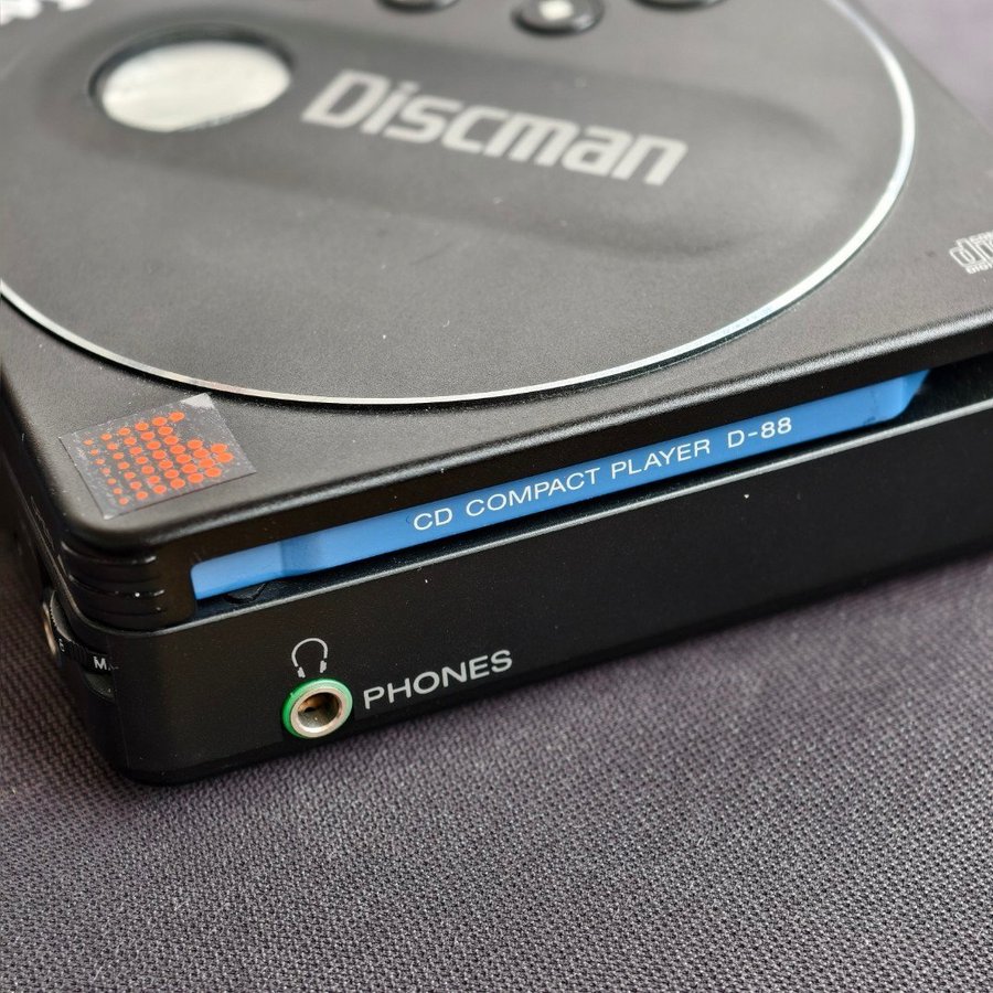 DISCMAN D-88 Sony Discman D-88 Portable CD Player