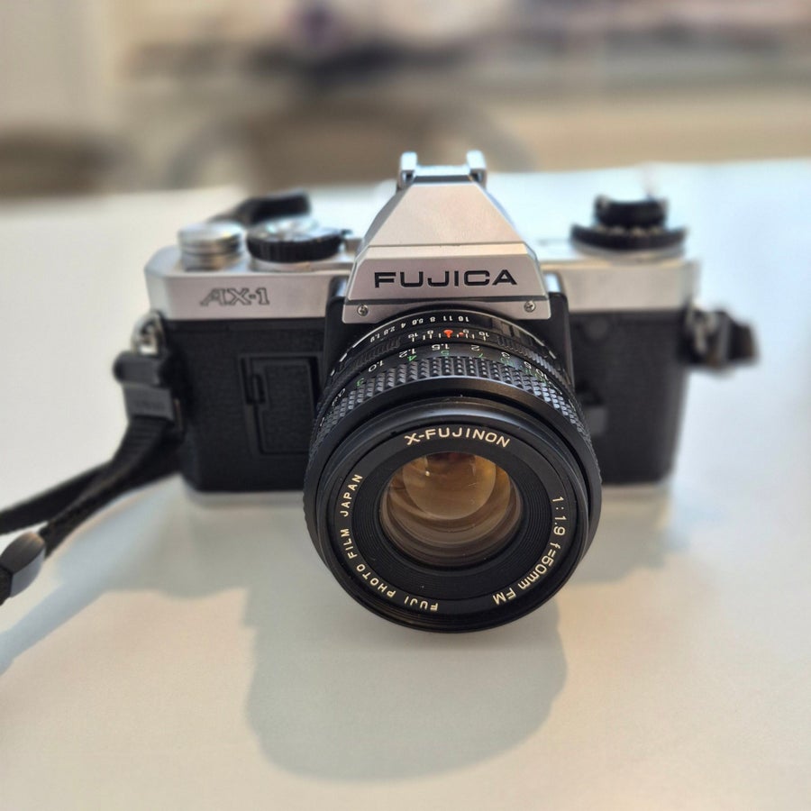 Fujica AX-1 med X-Fujinon 50mm f/1.9 - objektiv.. | Köp på Tradera