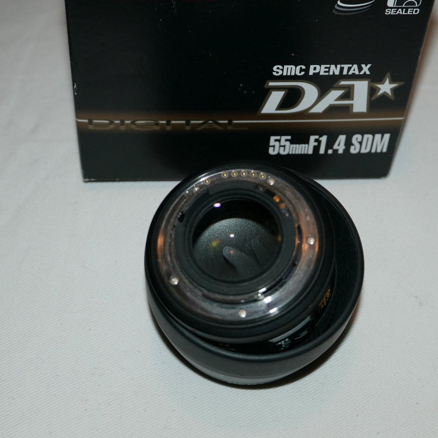 Se produkter som liknar Pentax SMC DA 55mm F1.4 SDM o.. på Tradera