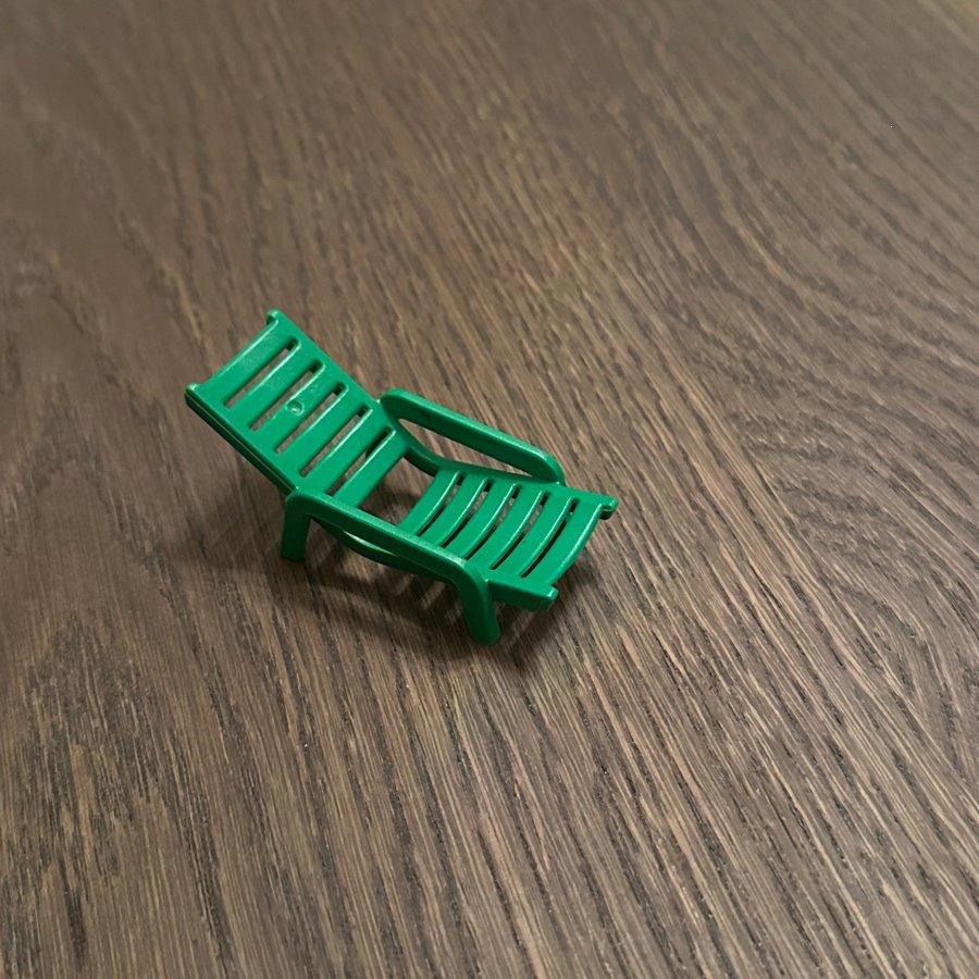 Miniatyr grön solstol i plast, retro, till Lund.. | Köp på Tradera ...