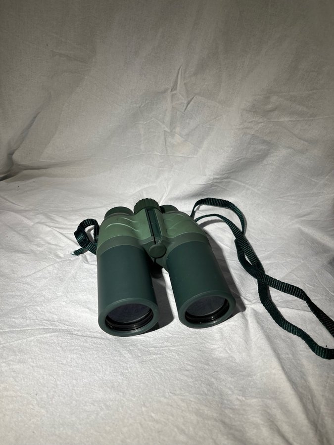 Focus falcon cheap 8x42